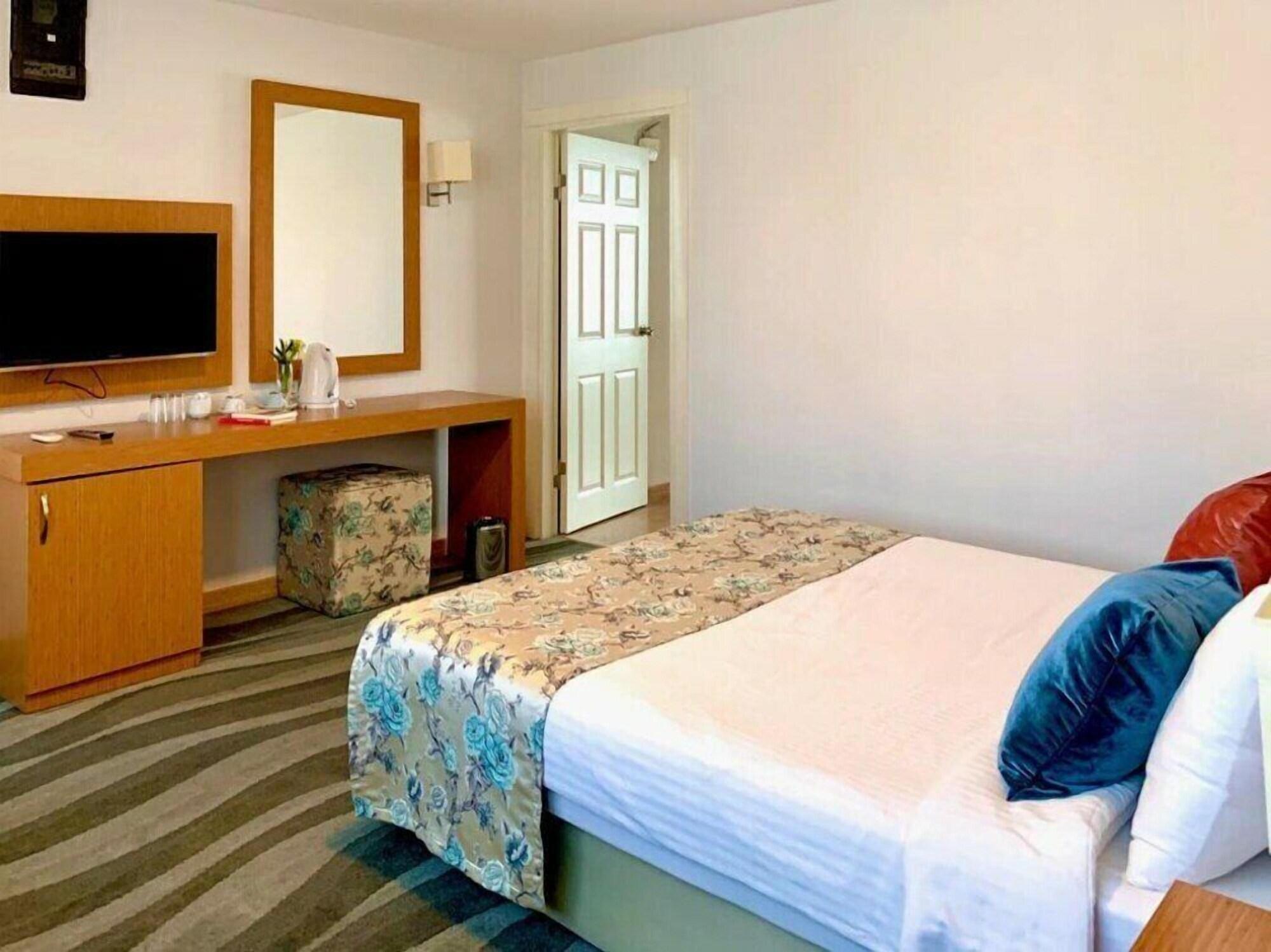 Durusu Suites Antalya Bagian luar foto