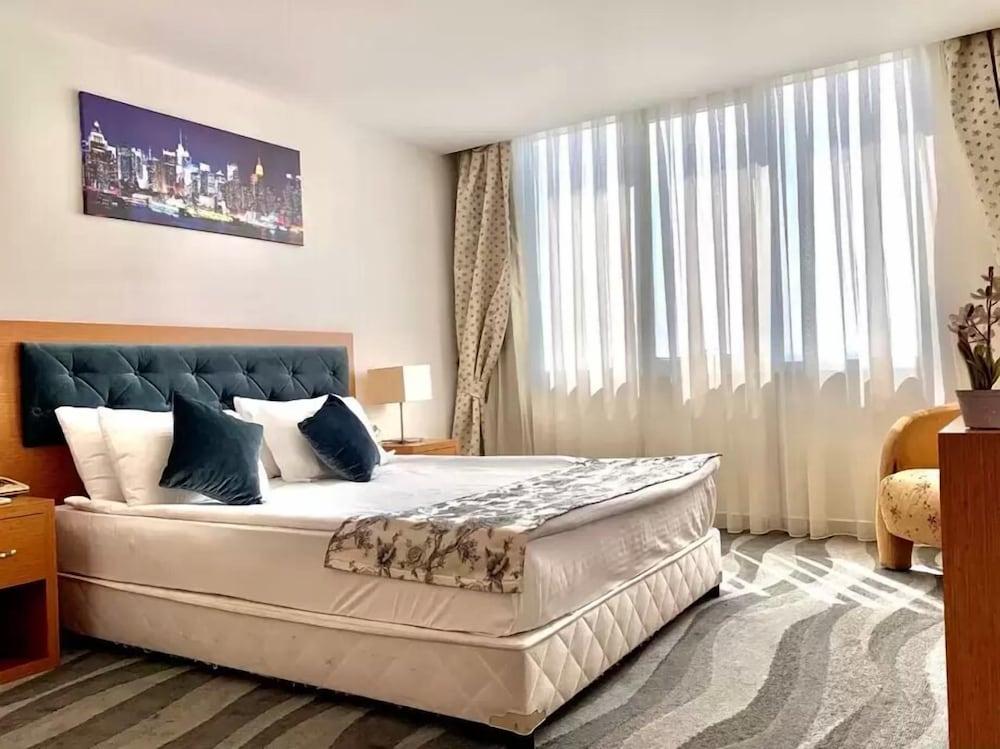 Durusu Suites Antalya Bagian luar foto